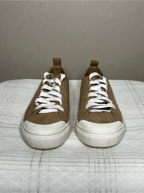 CCOCCI Loretta Women Corduroy Tan Sneaker Shoes Sz 8/Eu 39 Gently Used